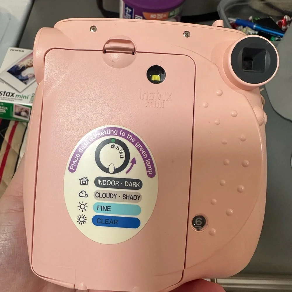 Fujifilm Instax Mini 7S Instant Camera - Pink